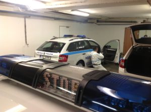 police-car-01-20161125